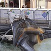 Foto: Dettaglio Architettonico - Fontana della Barcaccia - Piazza di Spagna - sec. XVII (Roma) - 2
