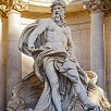 Dettaglio della fontana di trevi - Roma (Lazio)