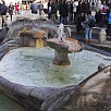 Foto: Vista  - Fontana della Barcaccia - Piazza di Spagna - sec. XVII (Roma) - 5